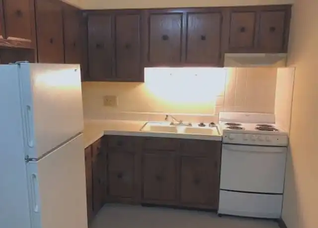 Property at 5906 Hickman Rd, Des Moines, IA, 50322, 2 beds, 1 bath, [object Object]