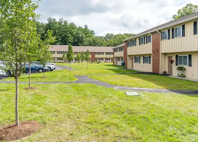 Property at Townhouse Road Apartments - 35 Townhouse Rd, Manchester, NH, 03103, 2 beds, 1 bath, [object Object]