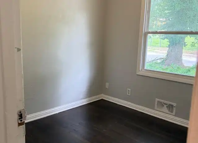 Property at 4107 Hardesty Ave, Kansas City, MO, 64130, 4 beds, 1.5 baths, [object Object]
