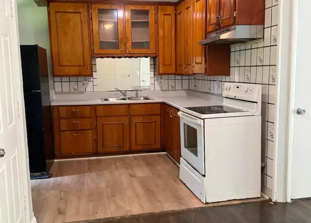 Property at 4107 Hardesty Ave, Kansas City, MO, 64130, 4 beds, 1.5 baths, [object Object]