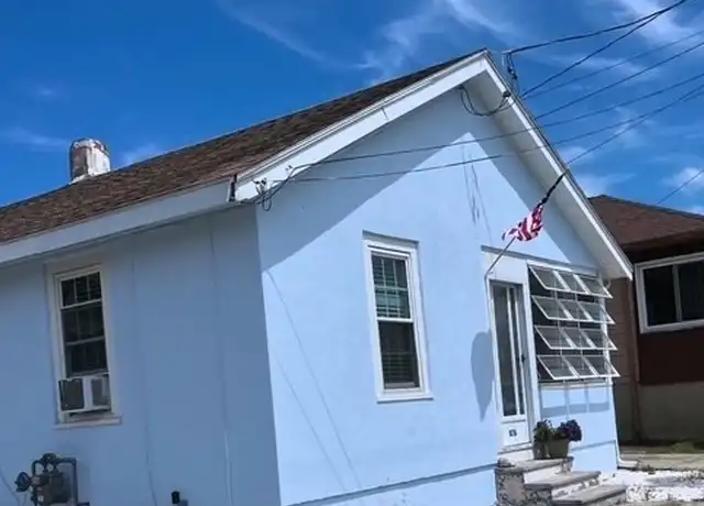 Property at 876 Ocean St, Marshfield, MA, 02050, 3 beds, 1 bath, [object Object]