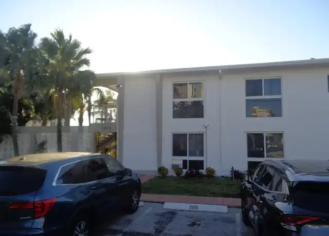Property at 1001 S Riverside Dr #105, Pompano Beach, FL, 33062, 1 bed, 1 bath, [object Object]