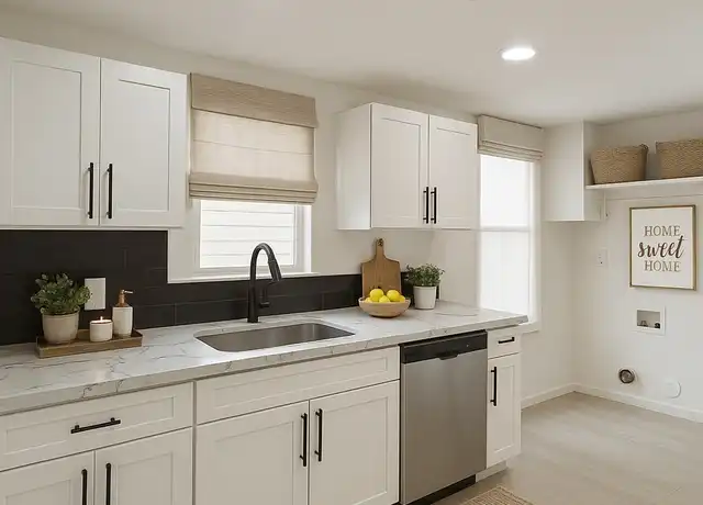 Property at 7640 Broadview Dr, Houston, TX, 77061, 2 beds, 1 bath, [object Object]