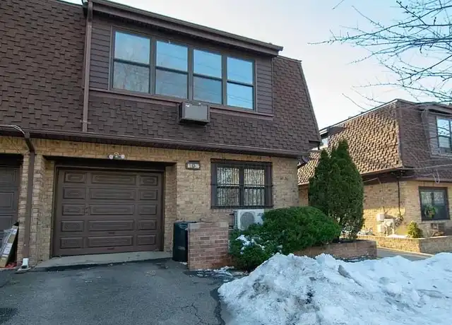 Property at 61-36 233rd St Unit 2, Oakland Gardens, NY, 11364, 3 beds, 2.5 baths, [object Object]