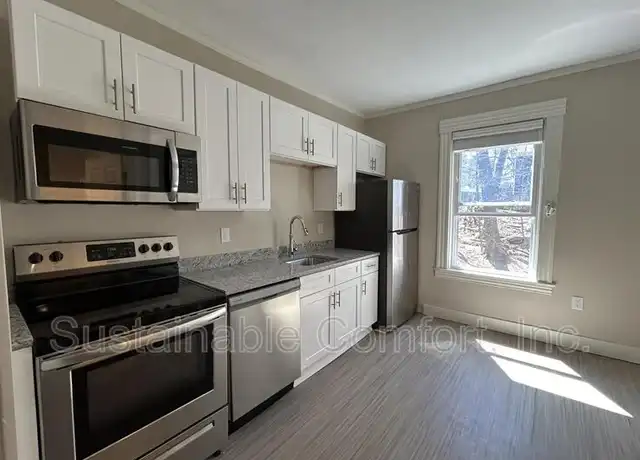 Property at 104 Green Hill Pkwy Unit 2, Worcester, MA, 01605, 3 beds, 1 bath, [object Object]