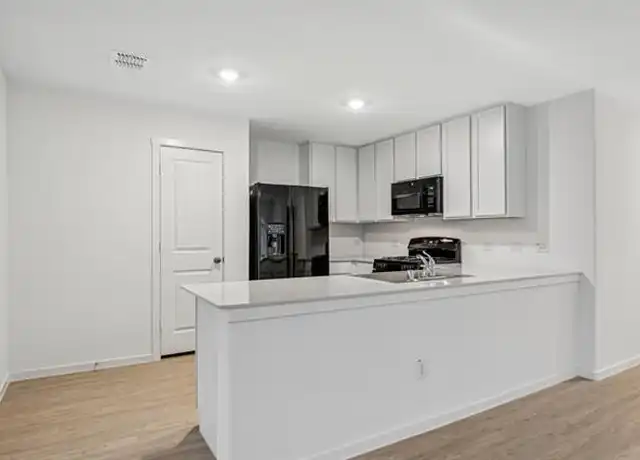 Property at 7913 Rutherford Ln, McKinney, TX, 75071, 4 beds, 2 baths, [object Object]