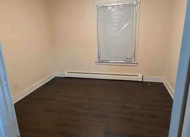 Property at 83 Lounsbury Ave Unit 1, Waterbury, CT, 06706, 3 beds, 1.5 baths, [object Object]