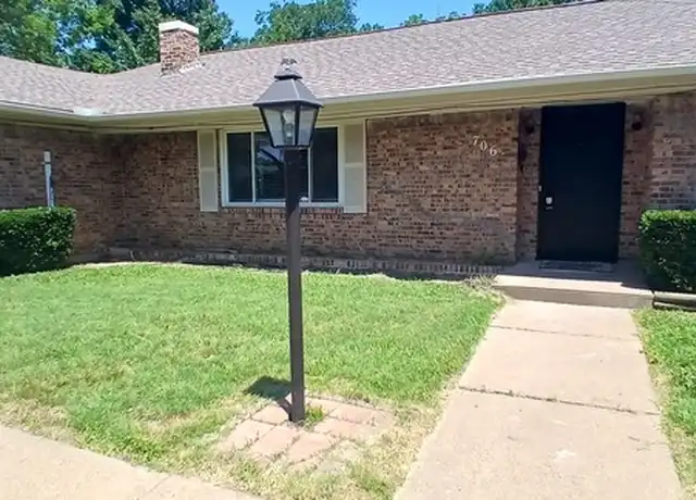 Property at 706 Finland St, Grand Prairie, TX, 75050, 3 beds, 2 baths, [object Object]