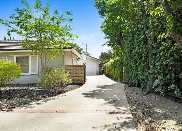 Property at 10918 White Oak Ave, Granada Hills, CA, 91344, 1 bed, 1 bath, [object Object]
