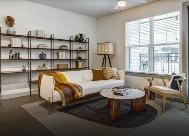 Property at 1701 Smith Rd, Austin, TX, 78721, 1 bed, 1 bath, [object Object]