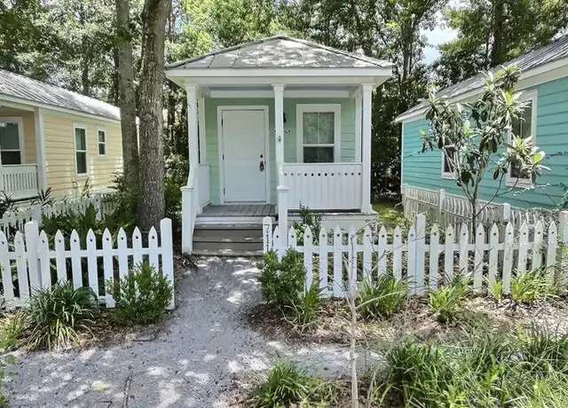 Property at 711 Cottage Square Ln, Ocean Springs, MS, 39564, 1 bed, 1 bath, [object Object]