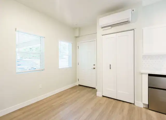 Property at 11937 Avon Way Unit 20, Los Angeles, CA, 90066, 0 beds, 1 bath, [object Object]