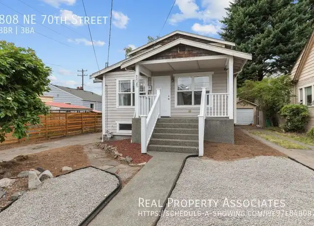 Property at 808 NE 70th St, Seattle, WA, 98115, 8 beds, 3 baths, [object Object]
