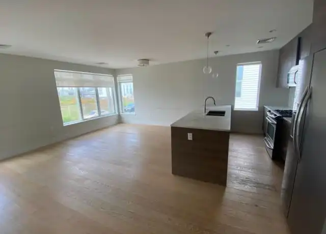 Property at 134 Beach 5th St, Far Rockaway, NY, 11691, 2 beds, 1 bath, [object Object]