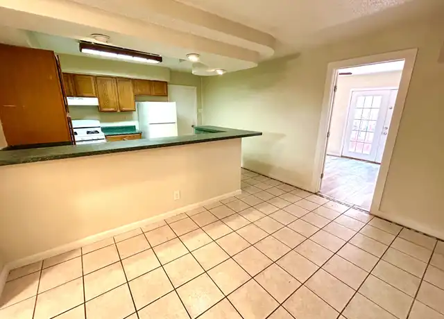Property at 4631 Argonne Dr Unit 3, San Antonio, TX, 78220, 4 beds, 2 baths, [object Object]