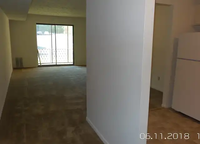 Property at Hilltop Terrace Apartments - 5 Bassett St, West Haven, CT, 06516, 1 bed, 1 bath, [object Object]