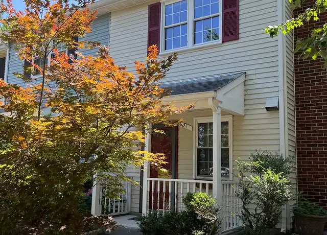 Property at 7601 Lee Landing Dr, Falls Church, VA, 22043, 2 beds, 1.5 baths, [object Object]