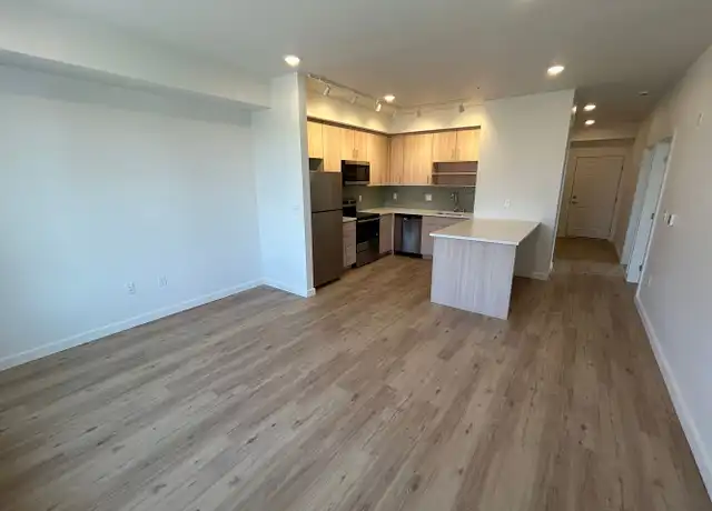 Property at 951 W Walton Ave Unit 404, Spokane, WA, 99205, 2 beds, 1 bath, [object Object]