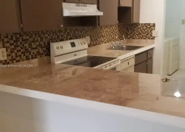 Property at 3816 SW 69th Way Unit 2Q, Miramar, FL, 33023, 2 beds, 2 baths, [object Object]