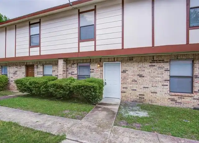 Property at 3061 Olympia Dr, Denton, TX, 76209, 2 beds, 1.5 baths, [object Object]
