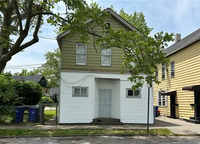 Property at 1130 E 68th St Unit 4, Cleveland, OH, 44103, 1 bed, 1 bath, [object Object]