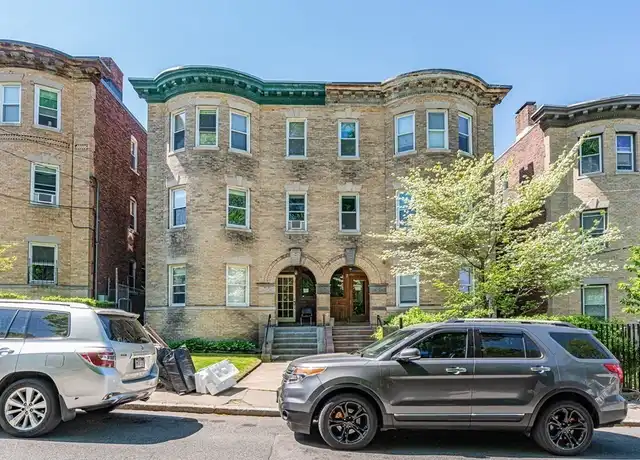 Property at 9 Chilcott Pl Unit 3, Jamaica Plain, MA, 02130, 4 beds, 2 baths, [object Object]