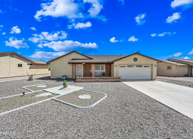 Property at 8261 E Fay Ave, Mesa, AZ, 85208, 2 beds, 2 baths, [object Object]