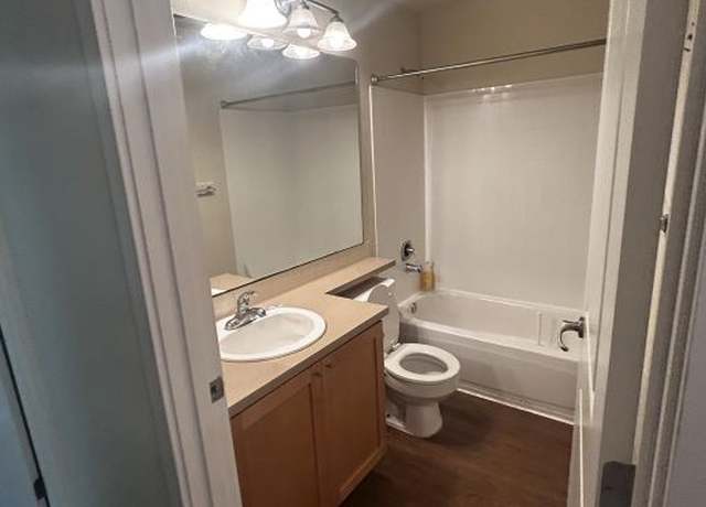 Photo of 12303 Harbour Pointe Blvd Unit EE102, Mukilteo, WA 98275