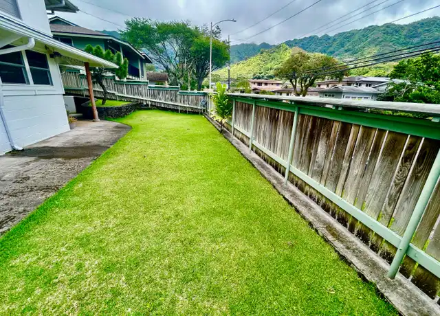 Property at 3386 Manoa Rd, Honolulu, HI, 96822, 1 bed, 1 bath, [object Object]