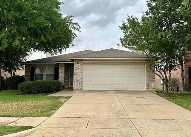 Property at 5213 Emmeryville Ln, Fort Worth, TX, 76244, 3 beds, 2 baths, [object Object]