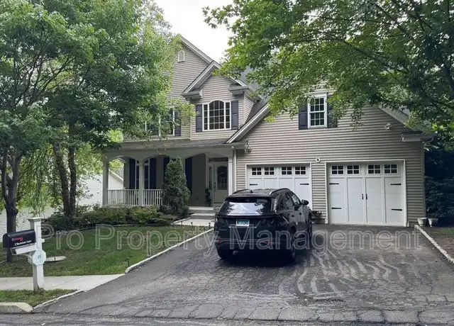 Property at 2 Blackstone Ct, Danbury, CT, 06811, 4 beds, 3.5 baths, [object Object]