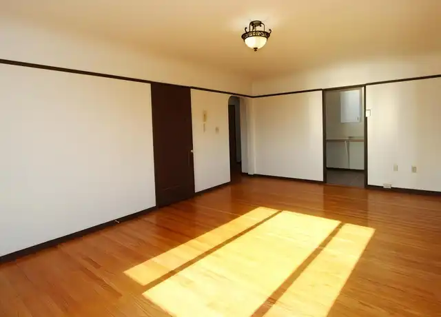 Property at 6209 15th Ave NW Unit 206, Seattle, WA, 98107, 1 bed, 1 bath, [object Object]