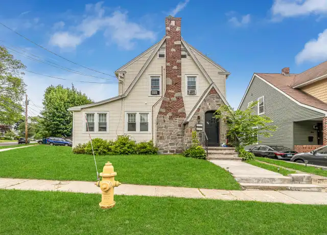Property at 154 Temple St Unit 1, Stratford, CT, 06615, 2 beds, 1 bath, [object Object]