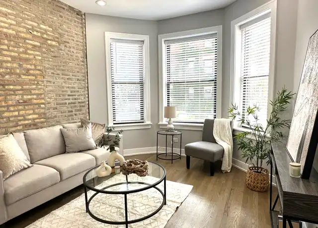 Property at 3834 N Wilton Ave Unit 1, Chicago, IL, 60613, 2 beds, 1 bath, [object Object]