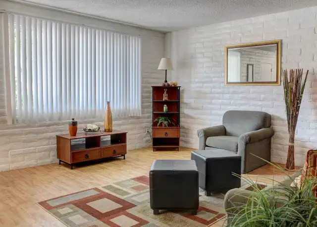 Property at 8550 E Old Spanish Trl, Tucson, AZ, 85710, 2 beds, 2 baths, [object Object]