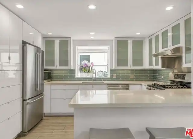 Property at 115 Galleon St Unit A, Marina Del Rey, CA, 90292, 3 beds, 3 baths, [object Object]