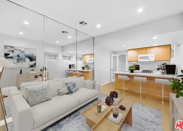 Property at 117 Outrigger Mall, Marina del Rey, CA, 90292, 1 bed, 1 bath, [object Object]