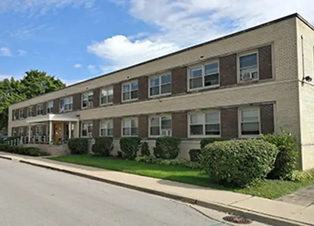 Property at 9800 S Campbell Ave Unit 101, Evergreen Park, IL, 60805, 1 bed, 1 bath, [object Object]
