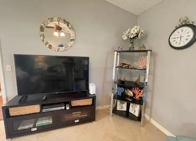 Property at 2305 Judson St, The Villages, FL, 32162, 2 beds, 2 baths, [object Object]