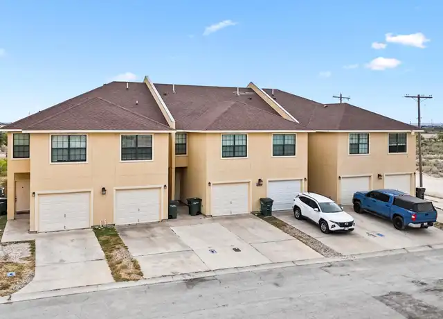 Property at 316 Ama Caro Dr, Del Rio, TX, 78840, 3 beds, 2 baths, [object Object]