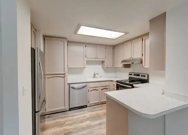 Property at 952 SE Ely St Unit B202, Oak Harbor, WA, 98277, 2 beds, 1.5 baths, [object Object]