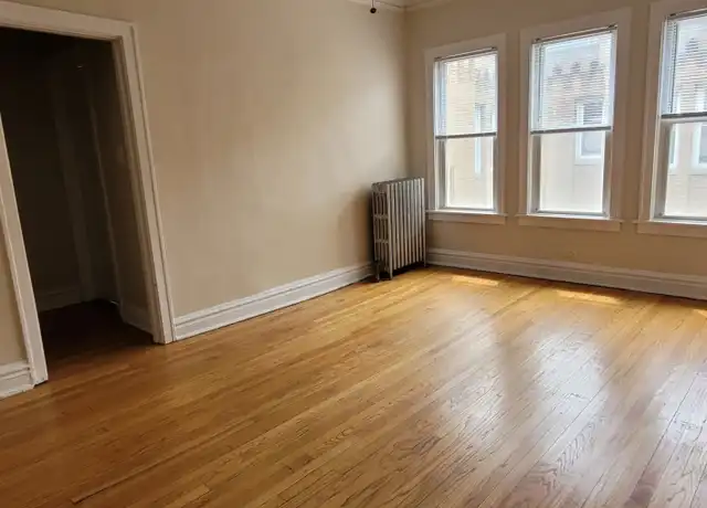 Property at 4931 N Whipple St Unit 2E, Chicago, IL, 60625, 0 beds, 1 bath, [object Object]