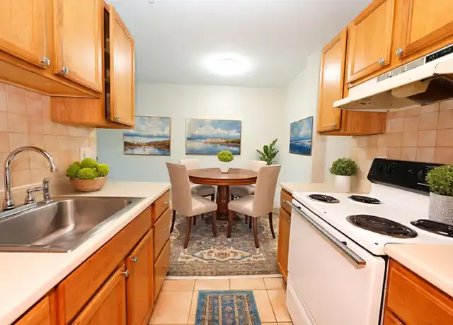 Property at 105 Alstead St, Quincy, MA, 02171, 1 bed, 1 bath, [object Object]