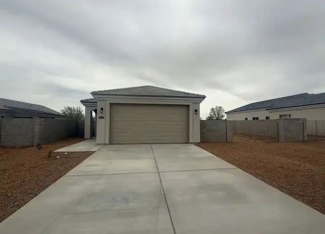 Property at 3270 E Farm Crest Ave, Kingman, AZ, 86409, 3 beds, 2 baths, [object Object]