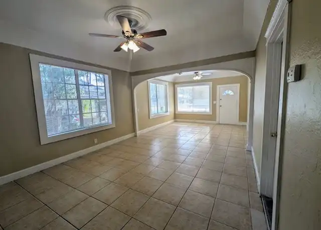 Property at 3207 Sanchez St, Tampa, FL, 33605, 3 beds, 2 baths, [object Object]