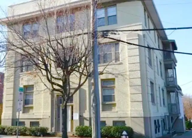 Property at 3015 West Ave #103, Newport News, VA, 23607, 2 beds, 1 bath, [object Object]