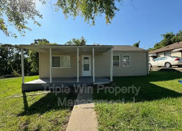 Property at 7458 Castro Dr, Ferguson, MO, 63135, 3 beds, 1 bath, [object Object]