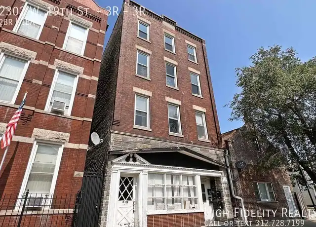 Property at 2302 W 19th St Unit 3R, Chicago, IL, 60608, 2 beds, 1 bath, [object Object]