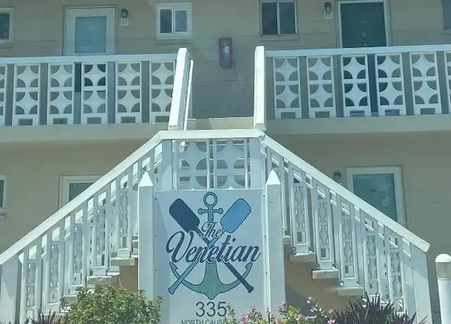 Property at 335 N Causeway, New Smyrna Beach, FL, 32169, 1 bed, 1 bath, [object Object]