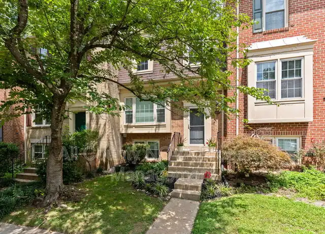 Property at 4806 Treasure Ct, Fairfax, VA, 22032, 4 beds, 3.5 baths, [object Object]